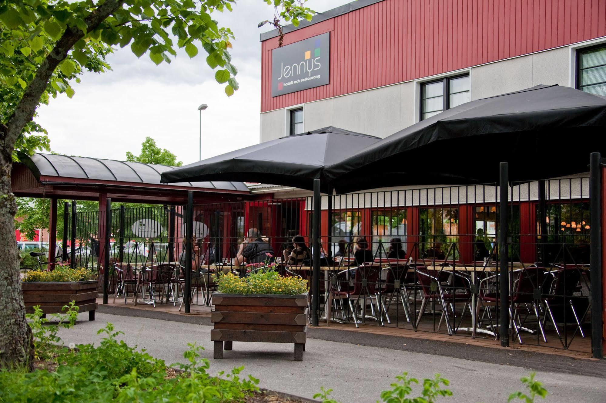 Jennys Hotell Och Restaurang Arvika Dış mekan fotoğraf